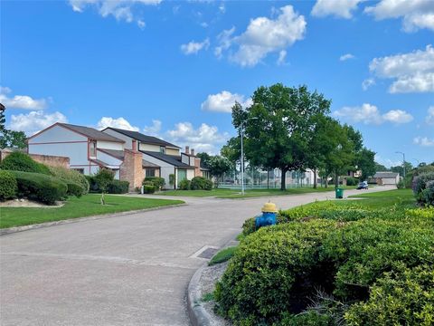 Photo of 7840 Bateman Lane, Houston, TX 77088 (MLS # 5686500)