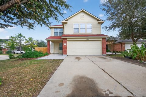 Photo of 12603 Estrella Ct Ct, Houston, TX 77045 (MLS # 97968300)