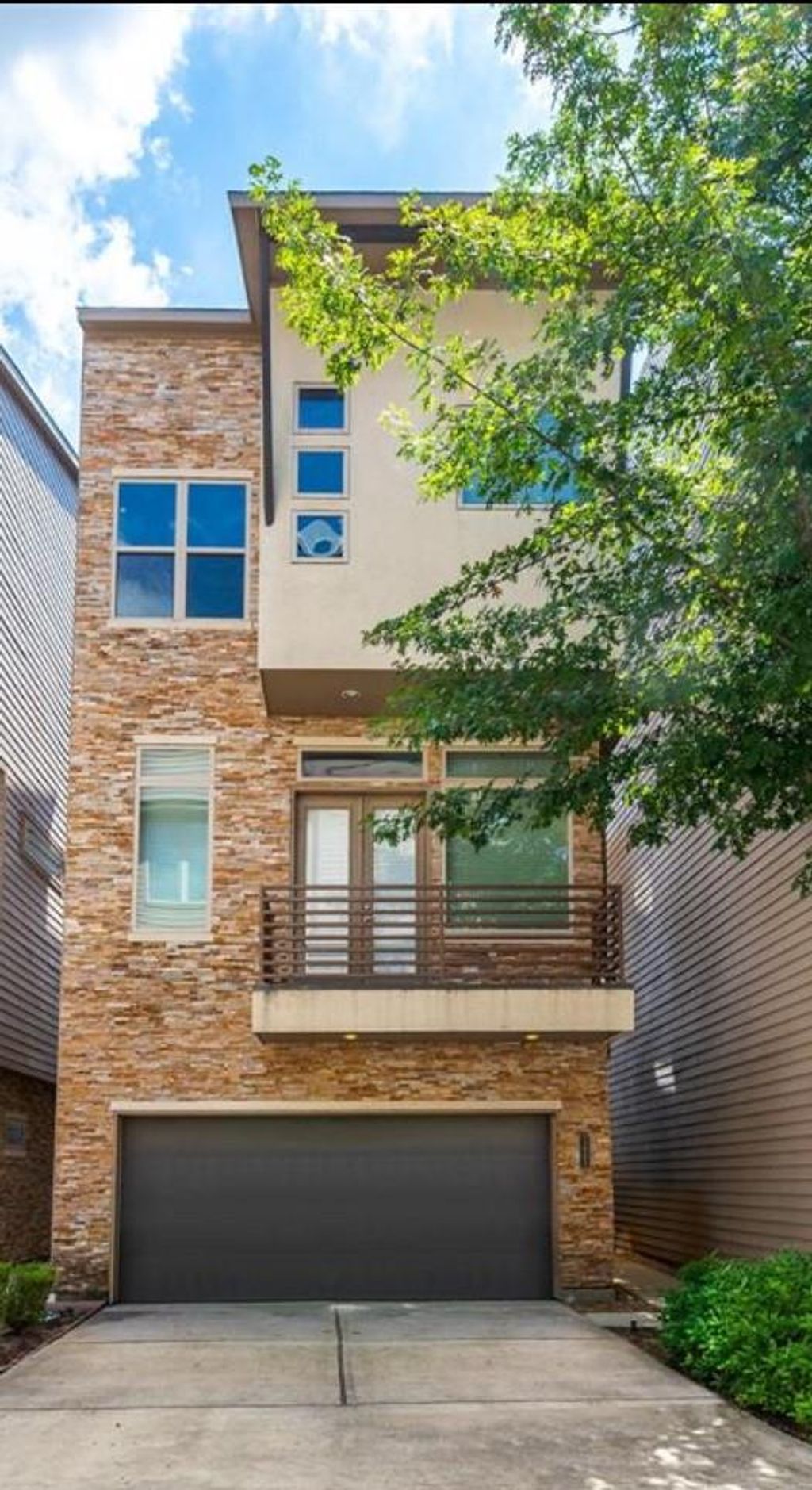 Photo of 1441 Wagner Street, Houston, TX 77007 (MLS # 34840205)