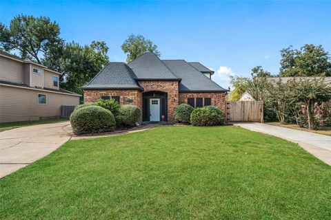 Photo of 6215 Ash Oak Drive, Houston, TX 77091 (MLS # 64854159)