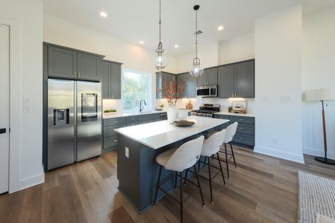 Photo of 835 Elkhart Street #D, Houston, TX 77091 (MLS # 96324685) Photo of 835 Elkhart Street #D, Houston, TX 77091 (MLS # 96324685)