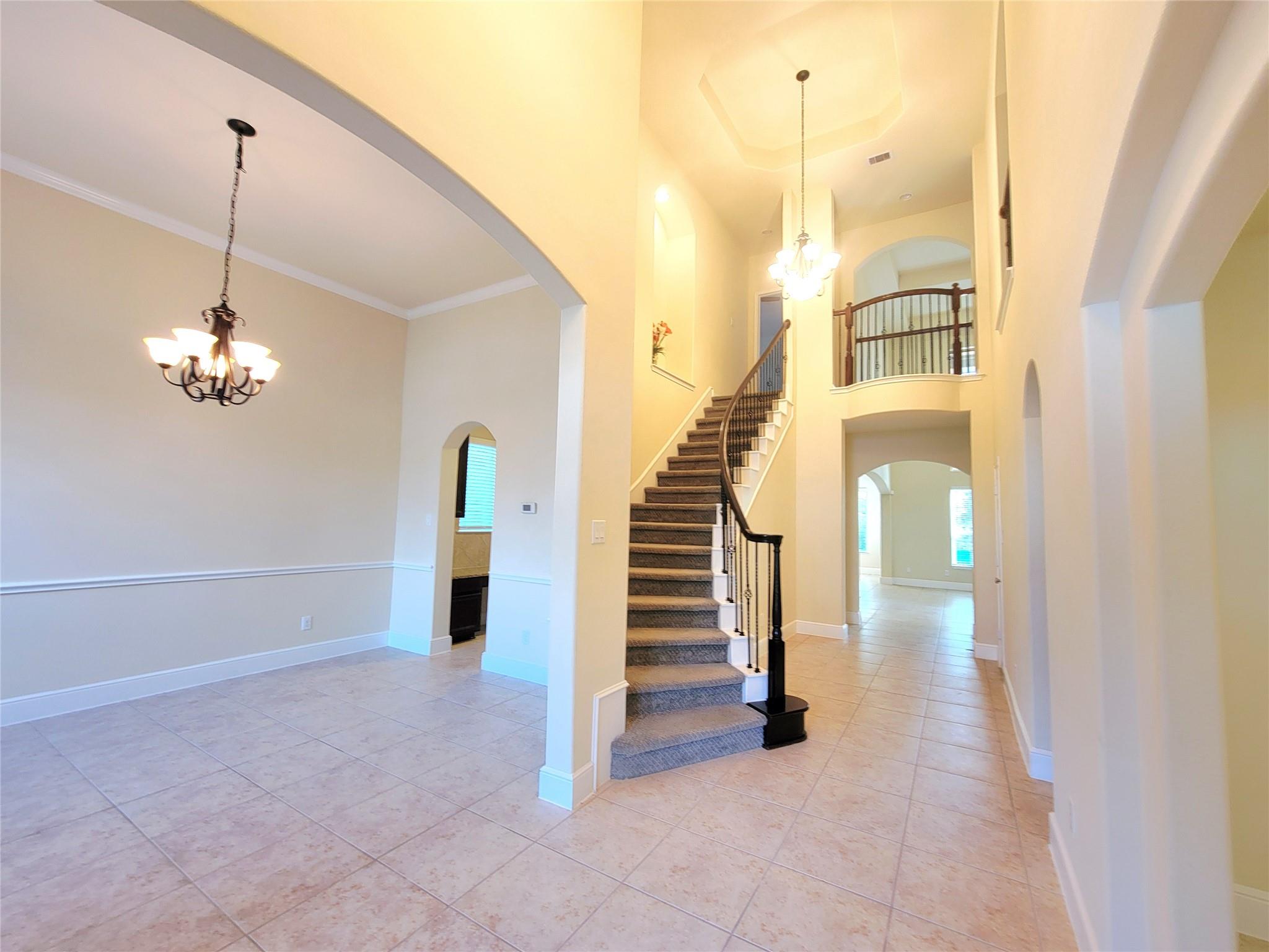 5822 Crawford Hill Lane