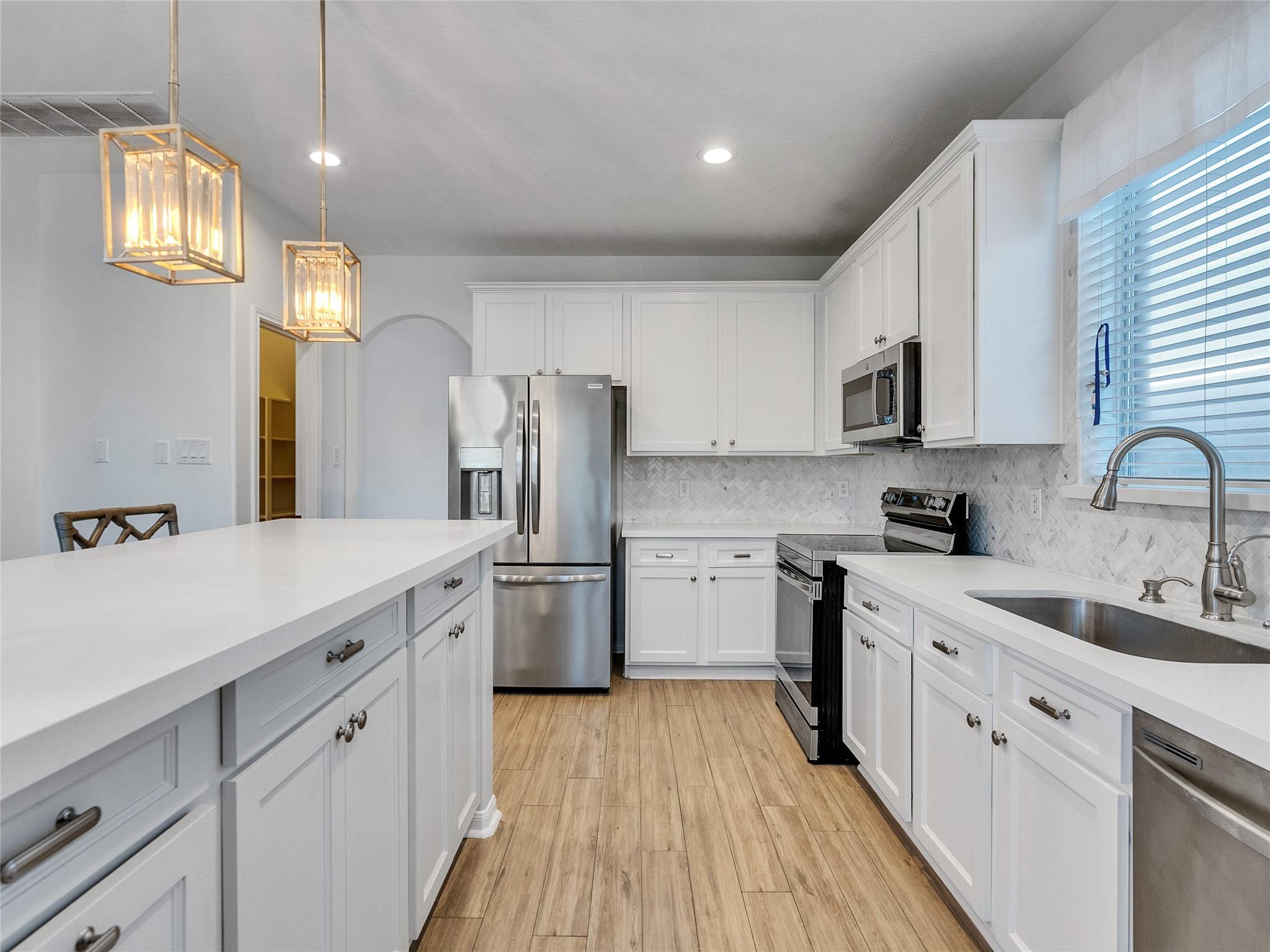 10723 Fletcher Bridge Lane