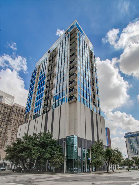 Photo of 1211 Caroline Street #1502, Houston, TX 77002 (MLS # 95618656)