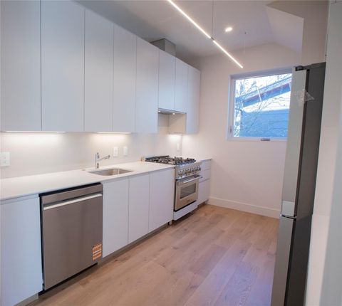 Tiny photo for 3512 Mount Vernon Street, Houston, TX 77006 (MLS # 11946465)