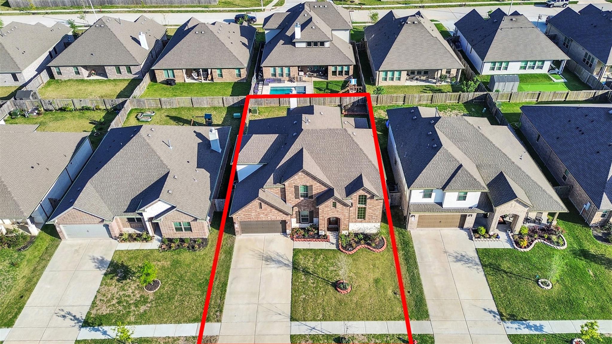 818 Kingwood Drive