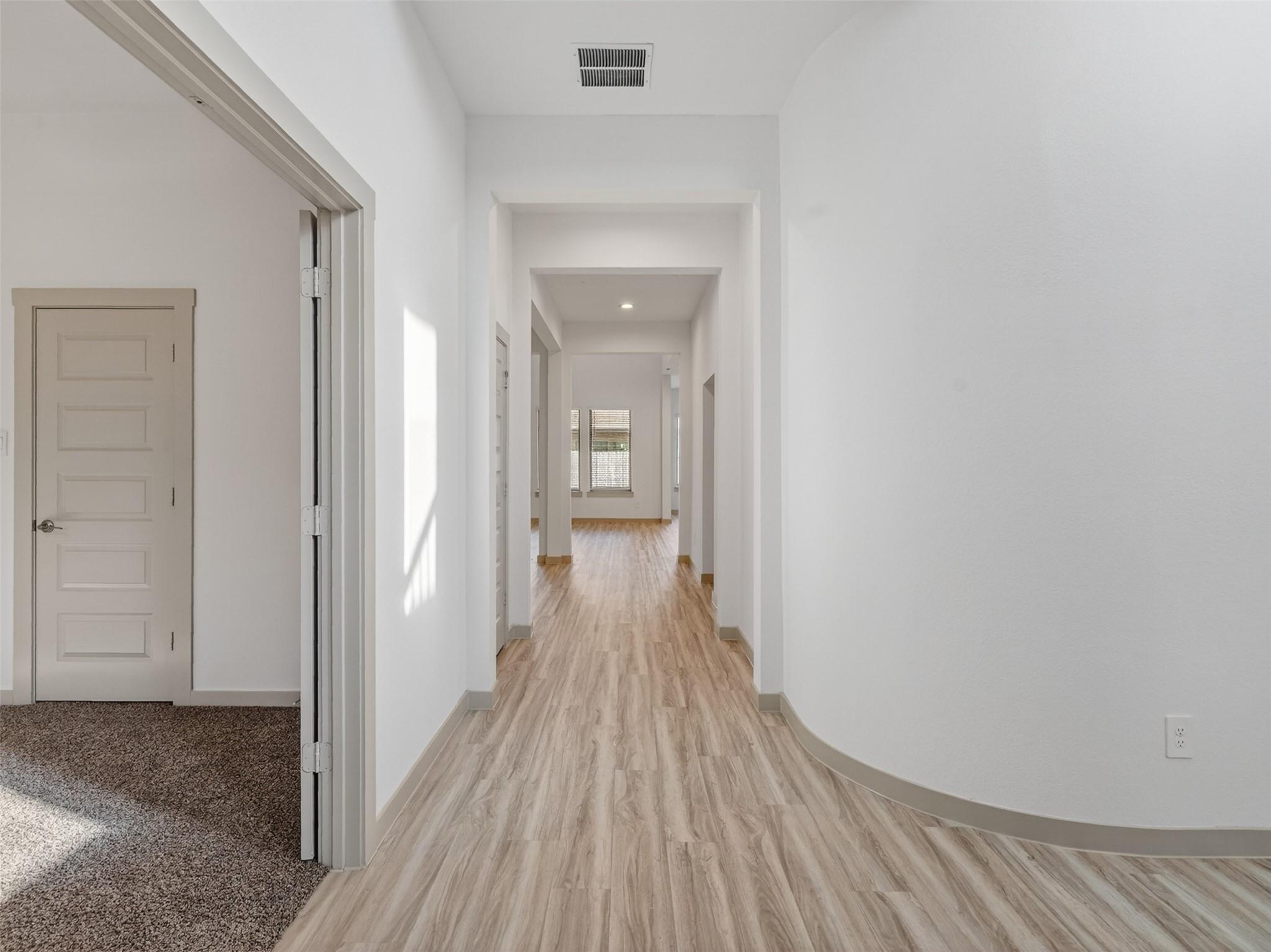 818 Kingwood Drive
