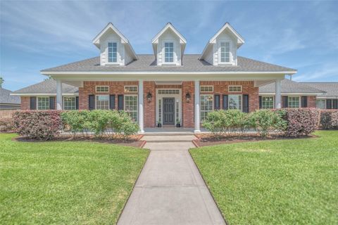 7028 Longmire Circle Conroe TX 77304