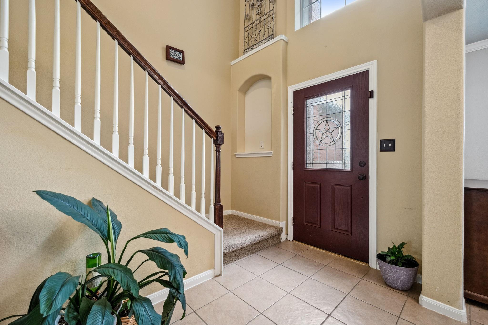 8522 E Highlands Crossing