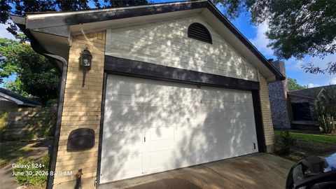Photo of 1614 Bradney Drive, Houston, TX 77077 (MLS # 71343924)