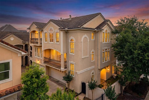 Photo of 5507 Val Verde Street, Houston, TX 77056 (MLS # 86405936)