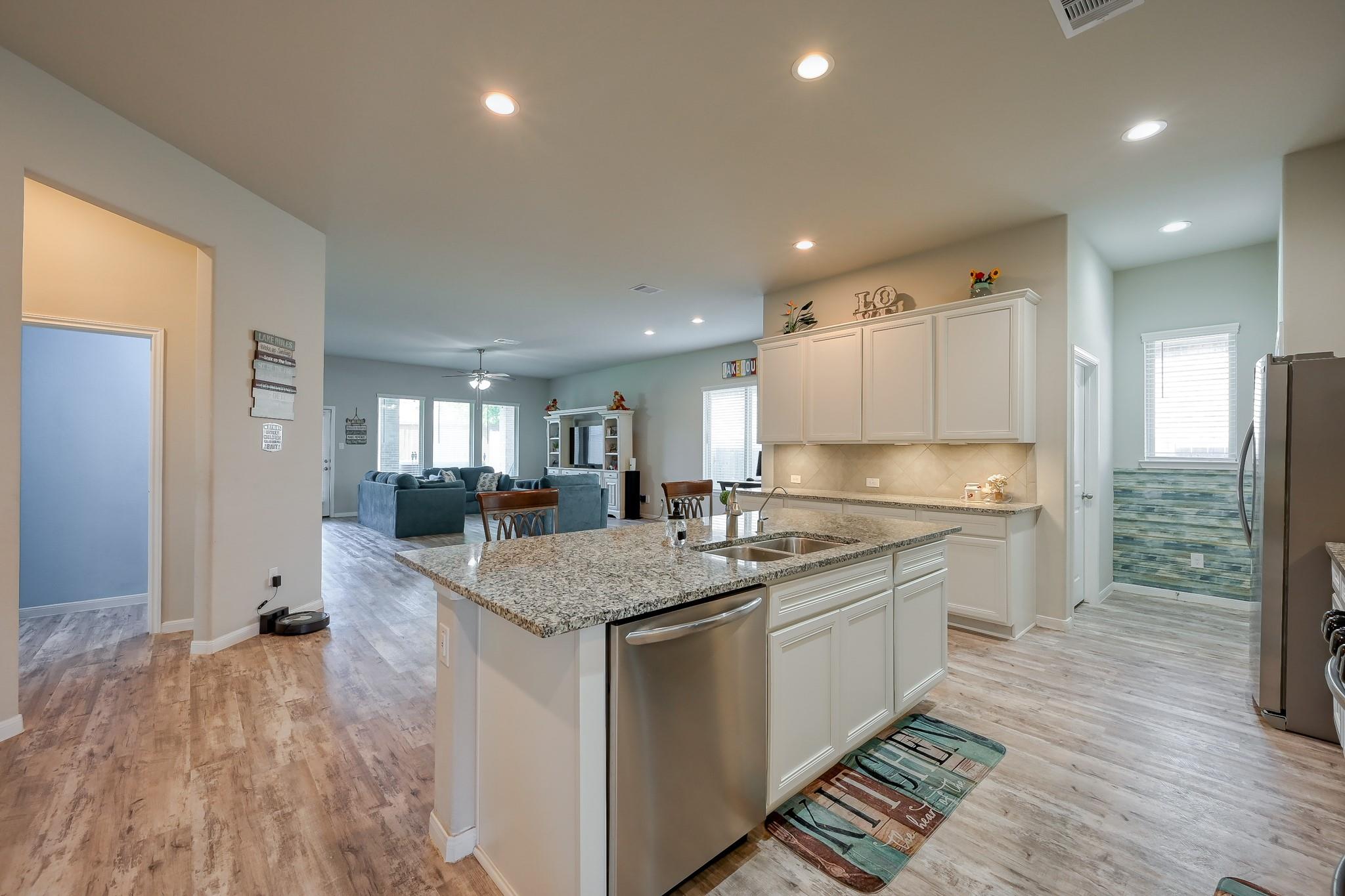 12189 Pearl Bay Court