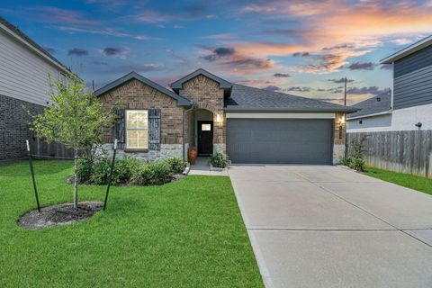 Photo of 1630 Cedar Pointe Court, Fresno, TX 77545 (MLS # 93350216)