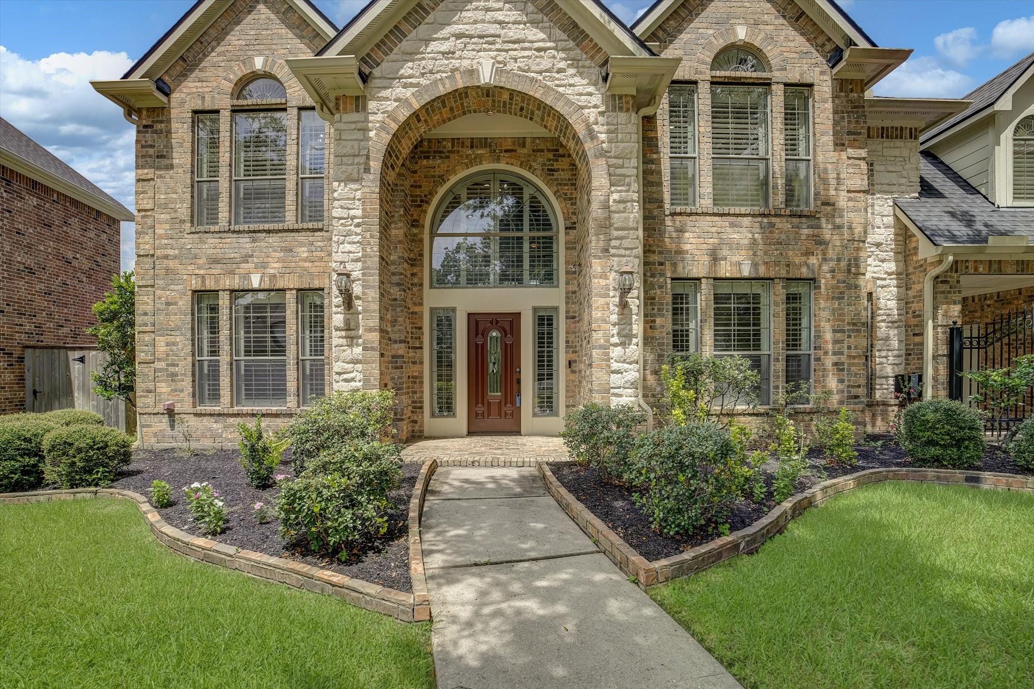 14323 Horizon Falls Lane