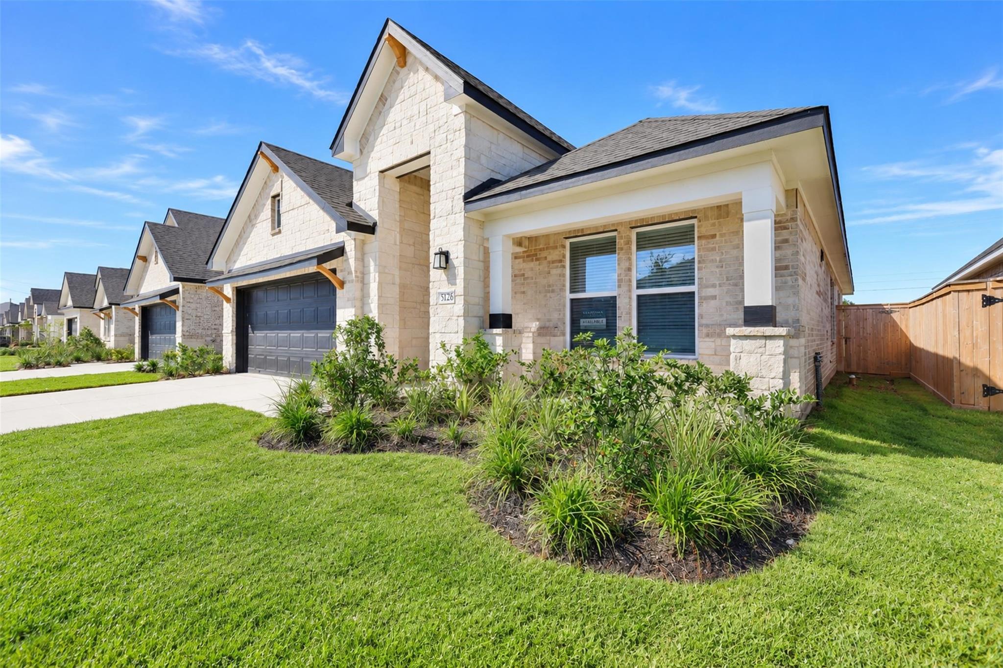 3126 Emerald Hills Drive
