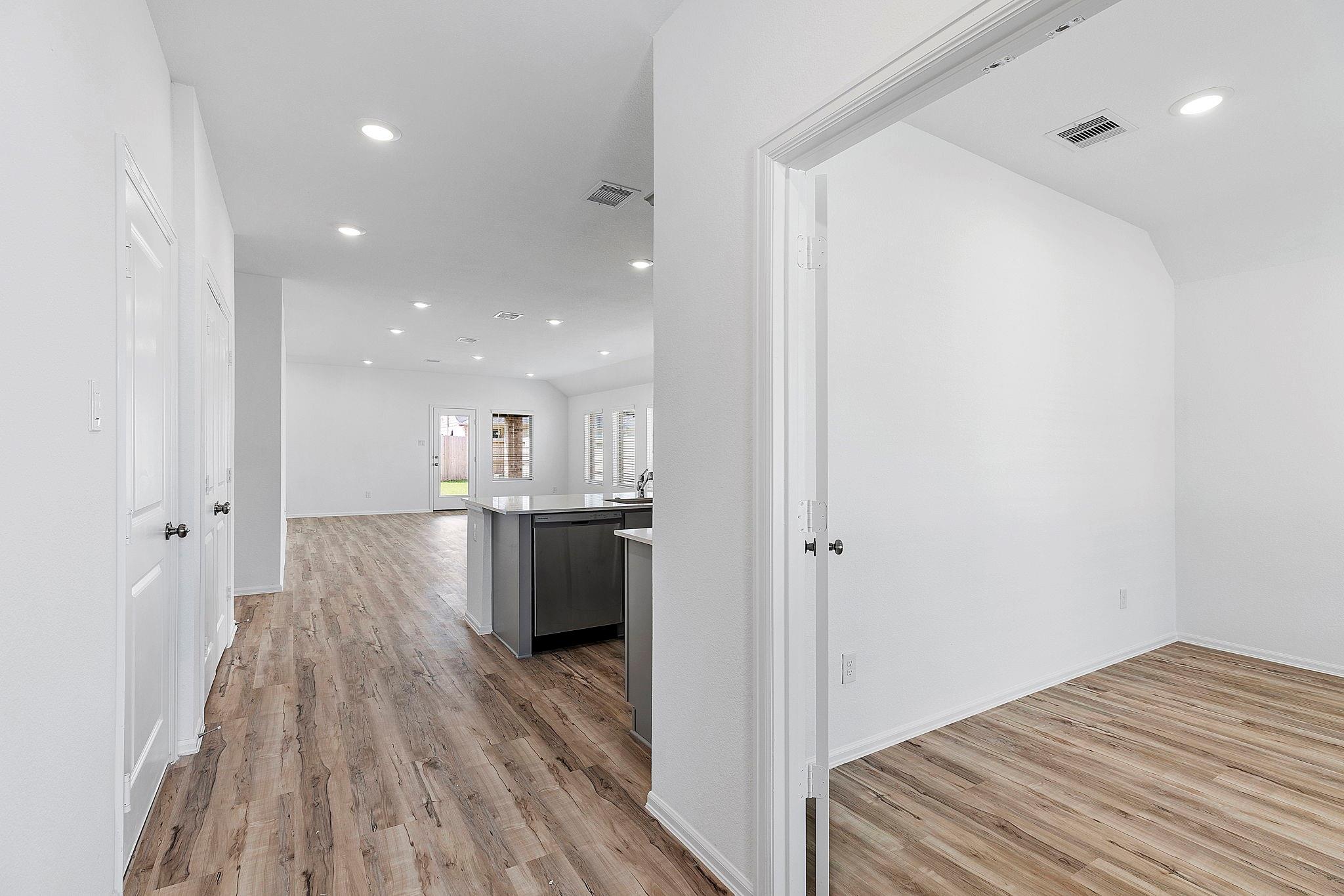 31546 Beacon Cove Trail