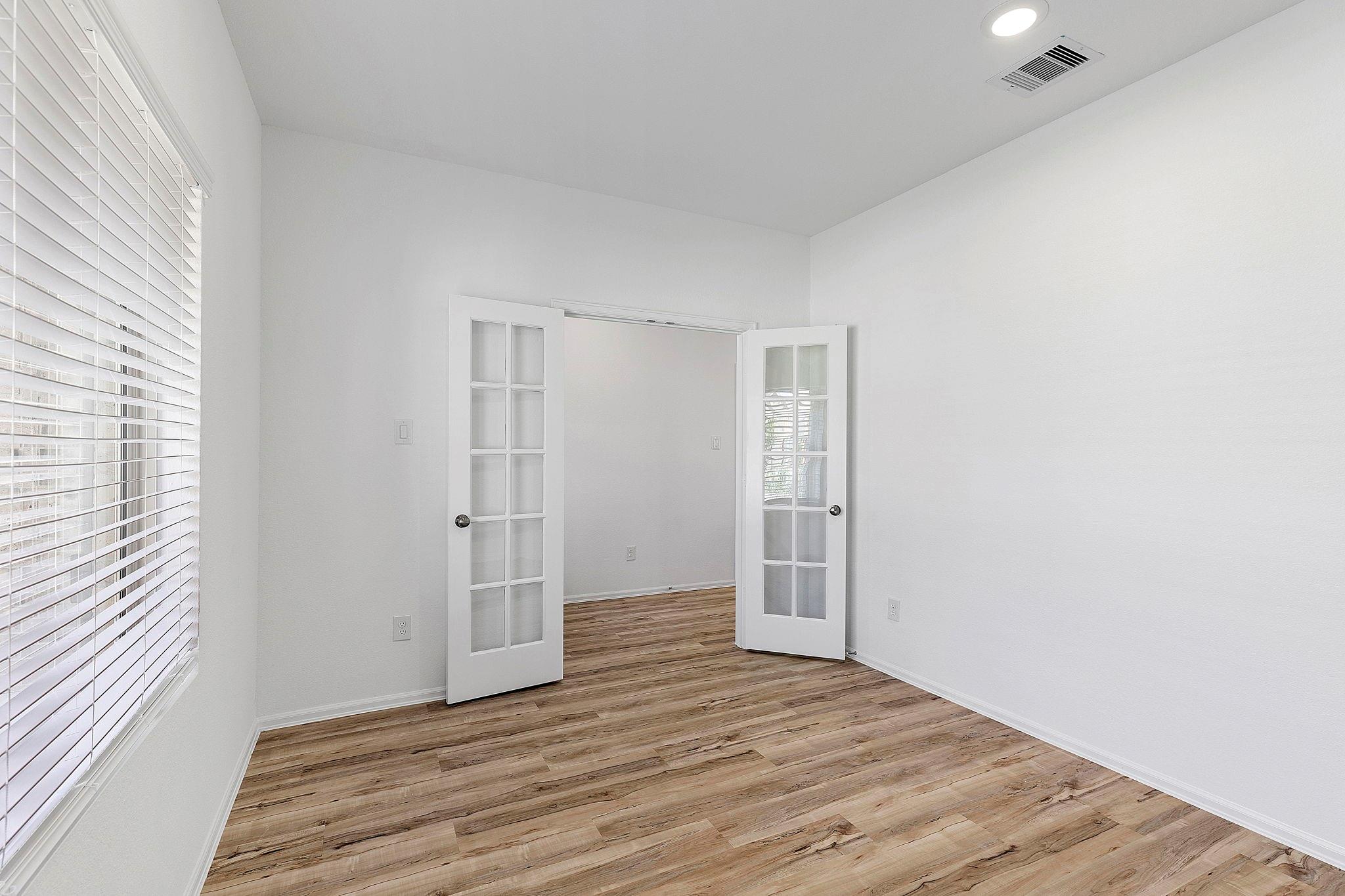 31546 Beacon Cove Trail