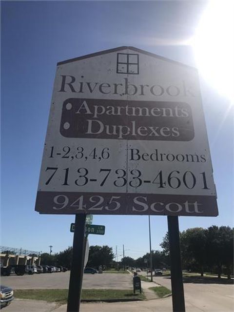 Photo of 9425 Scott Street #37, Houston, TX 77051 (MLS # 90572566)