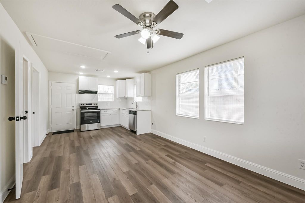 Photo of 102 Avenue D, South Houston, TX 77587 (MLS # 45661652)