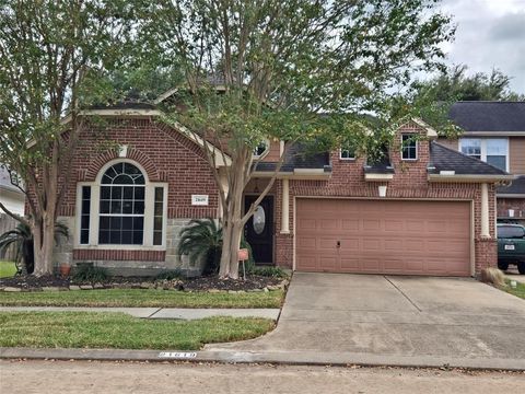Photo of 21619 Shallow Glen Lane, Katy, TX 77450 (MLS # 43689910)