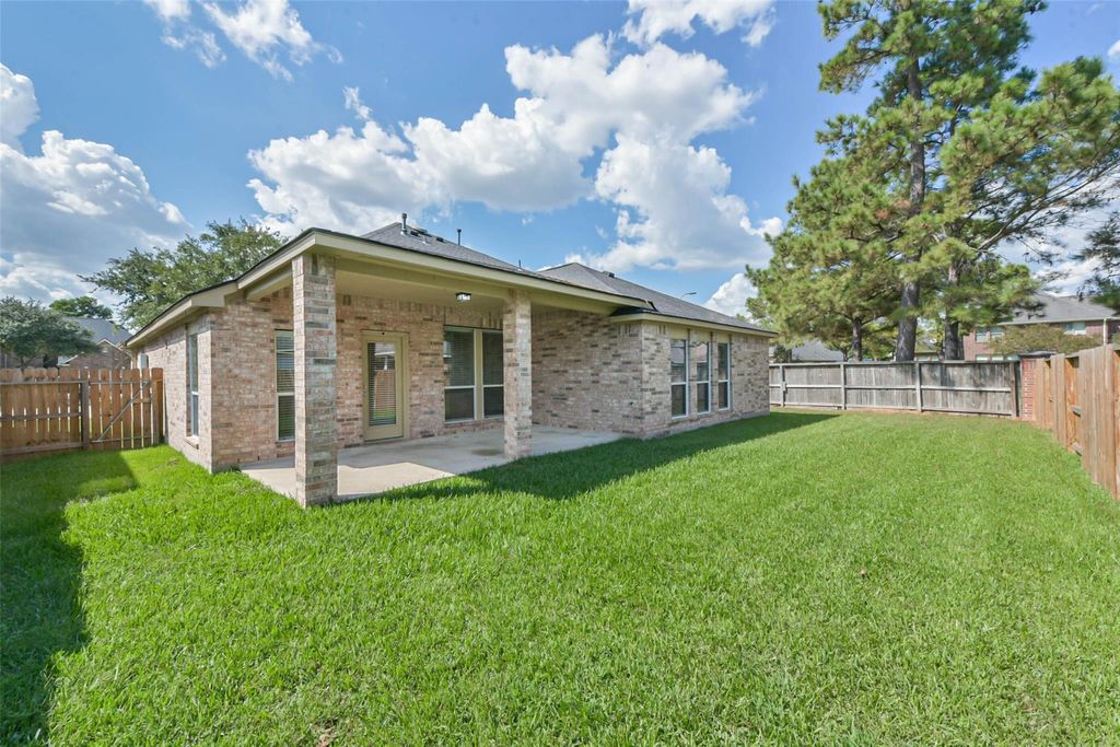 Photo of 15838 Mossy Shores Court, Houston, TX 77044 (MLS # 32748374)