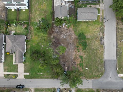 Photo of 3217 Tuam Street, Houston, TX 77004 (MLS # 31777777)