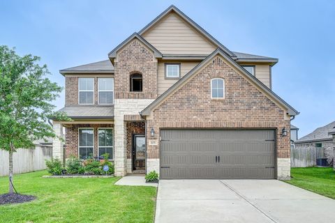 Photo of 105 Highland Heights Way, Waller, TX 77484 (MLS # 31929537)