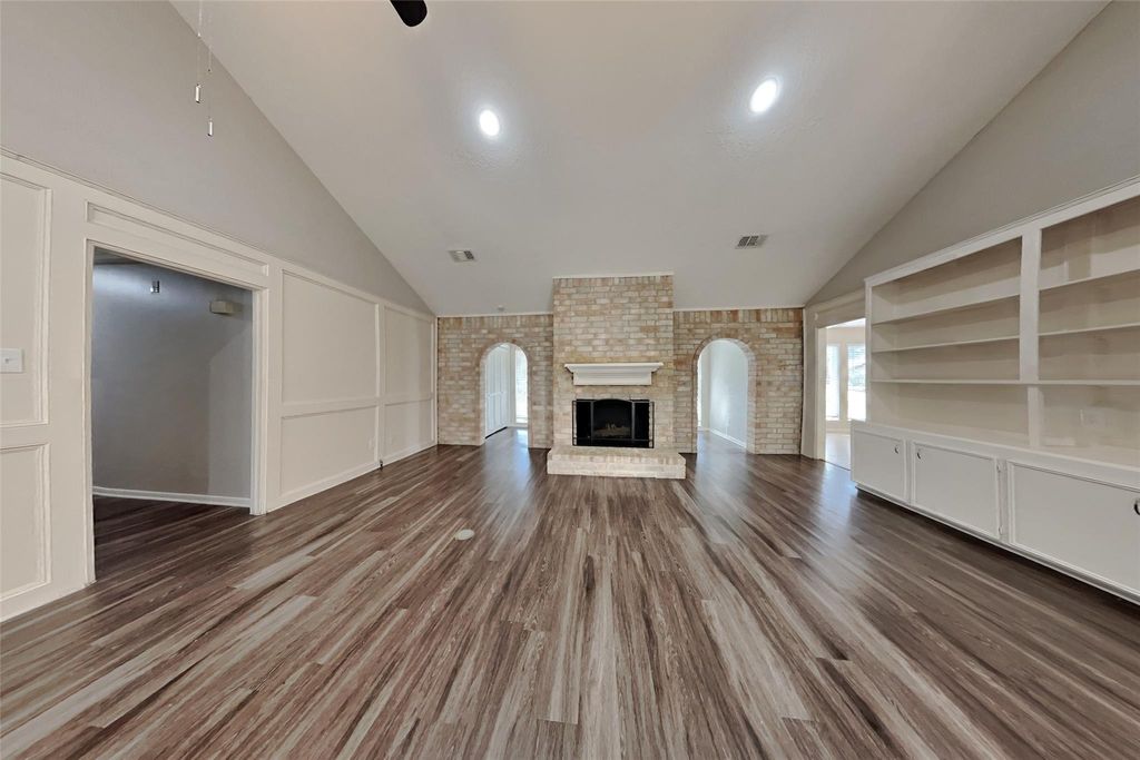 Photo of 3315 Redwood Lodge Drive, Houston, TX 77339 (MLS # 18260629)