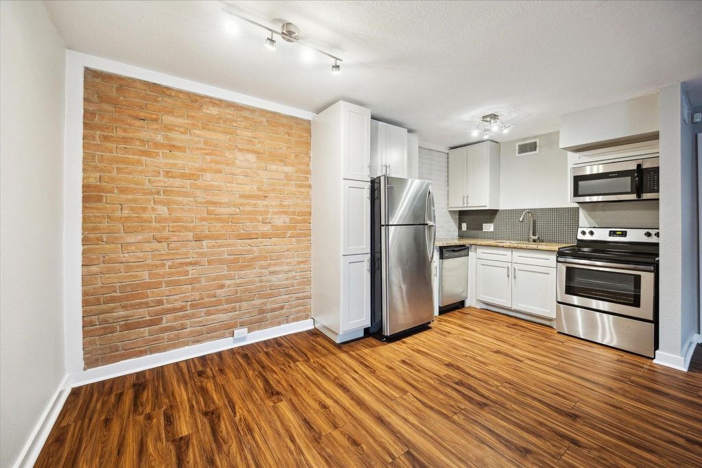 Photo of 524 Heights Boulevard #07, Houston, TX 77007 (MLS # 36670319)