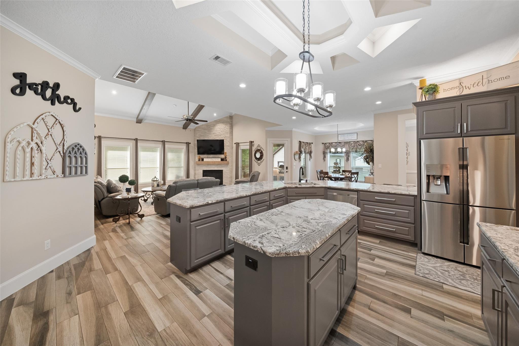 15442 Crown Oaks Drive