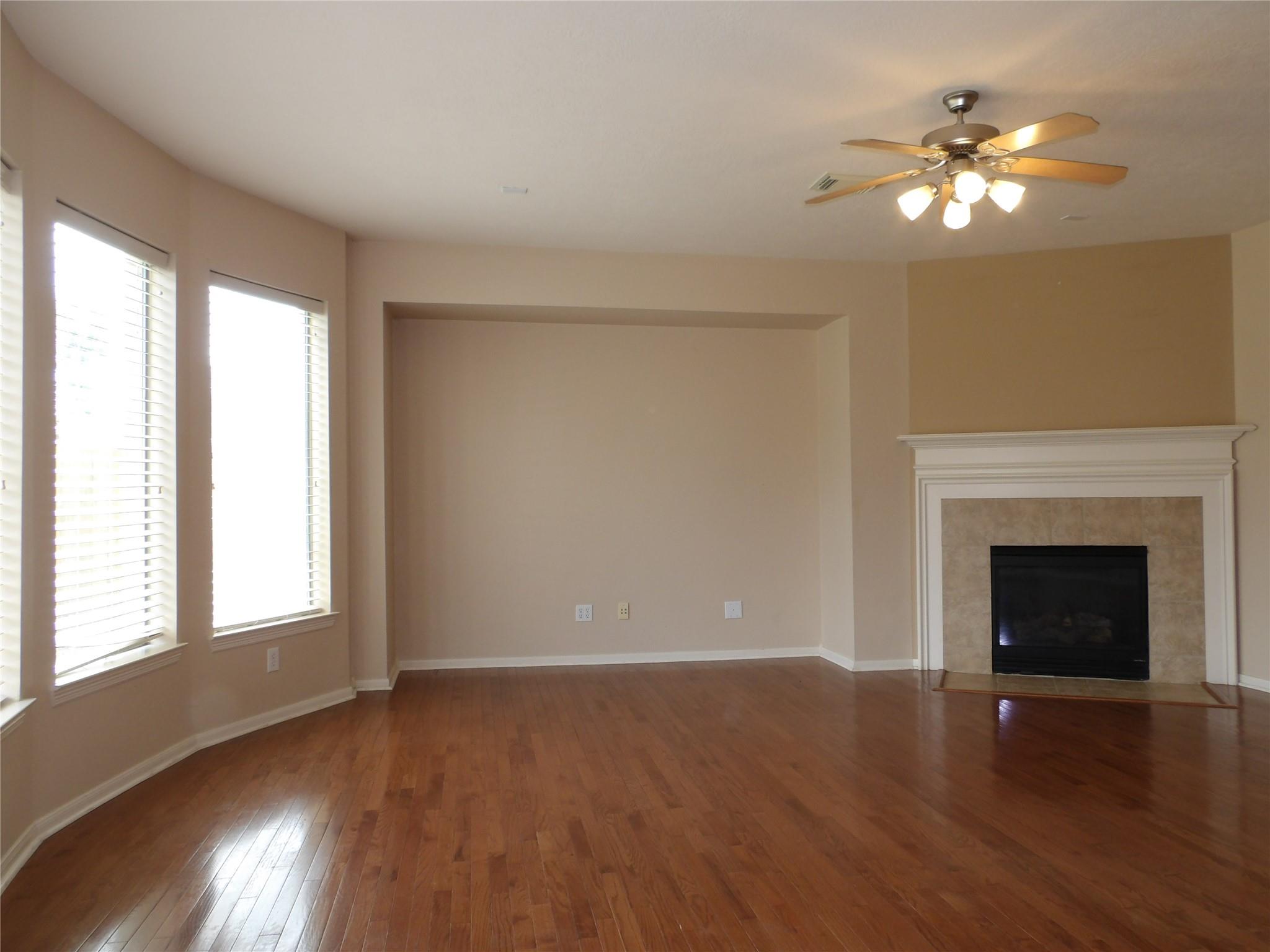 2506 Ventura Drive