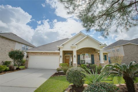 Photo of 30 Fraiser Fir Place, Spring, TX 77389 (MLS # 13117968)