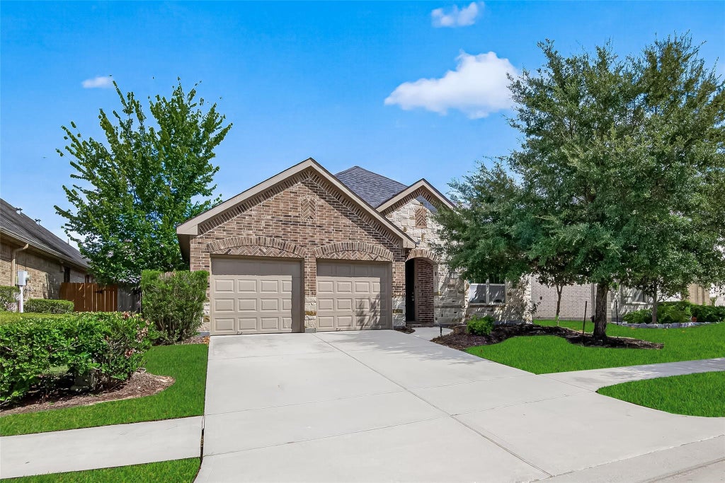 Photo of 8155 Laughing Falcon Trail, Conroe, TX 77385 (MLS # 24621279)