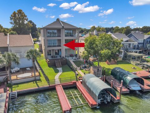 828 Lake View Drive Montgomery TX 77356