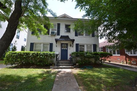 Photo of 1517 Bonnie Brae Street #3, Houston, TX 77006 (MLS # 94607996)