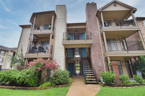 Photo of 2121 Hepburn Street #722, Houston, TX 77054 (MLS # 83130406)