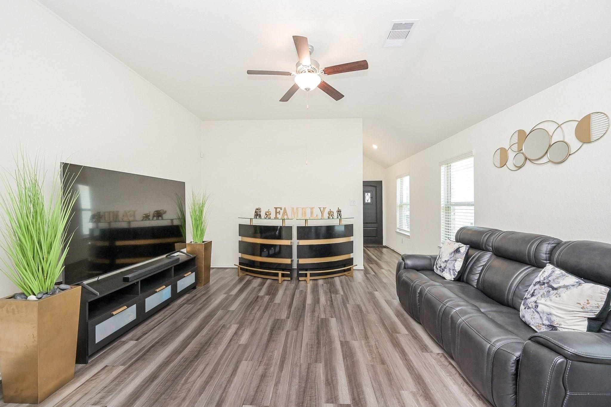 25702 Royal Catchfly Road