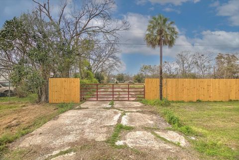 301 Oakland Street Baytown TX 77520