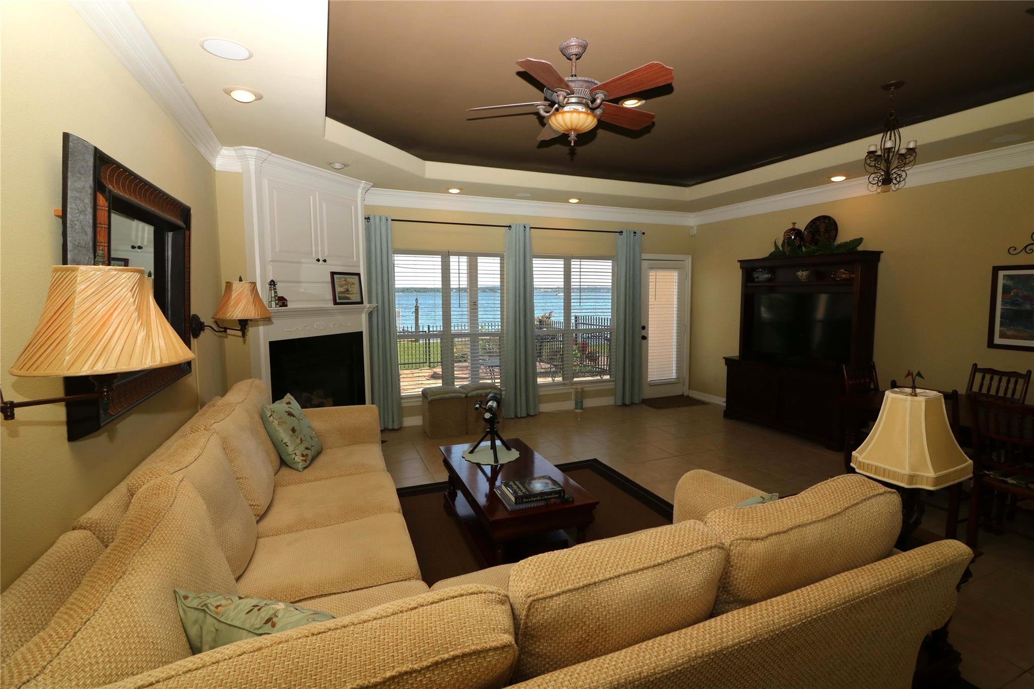 17 Regency Point