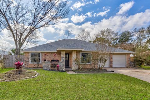 Photo of 4602 Iroquois Drive, Pasadena, TX 77504 (MLS # 37251237)