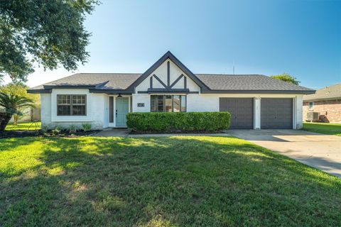 Photo of 1413 21st Avenue N, Texas City, TX 77590 (MLS # 50619059)