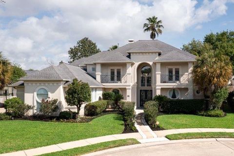 Photo of 65 Schubach Drive, Sugar Land, TX 77479 (MLS # 81537543)