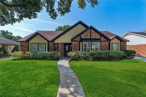 Photo of 6203 Cheena Drive, Houston, TX 77096 (MLS # 5489189)