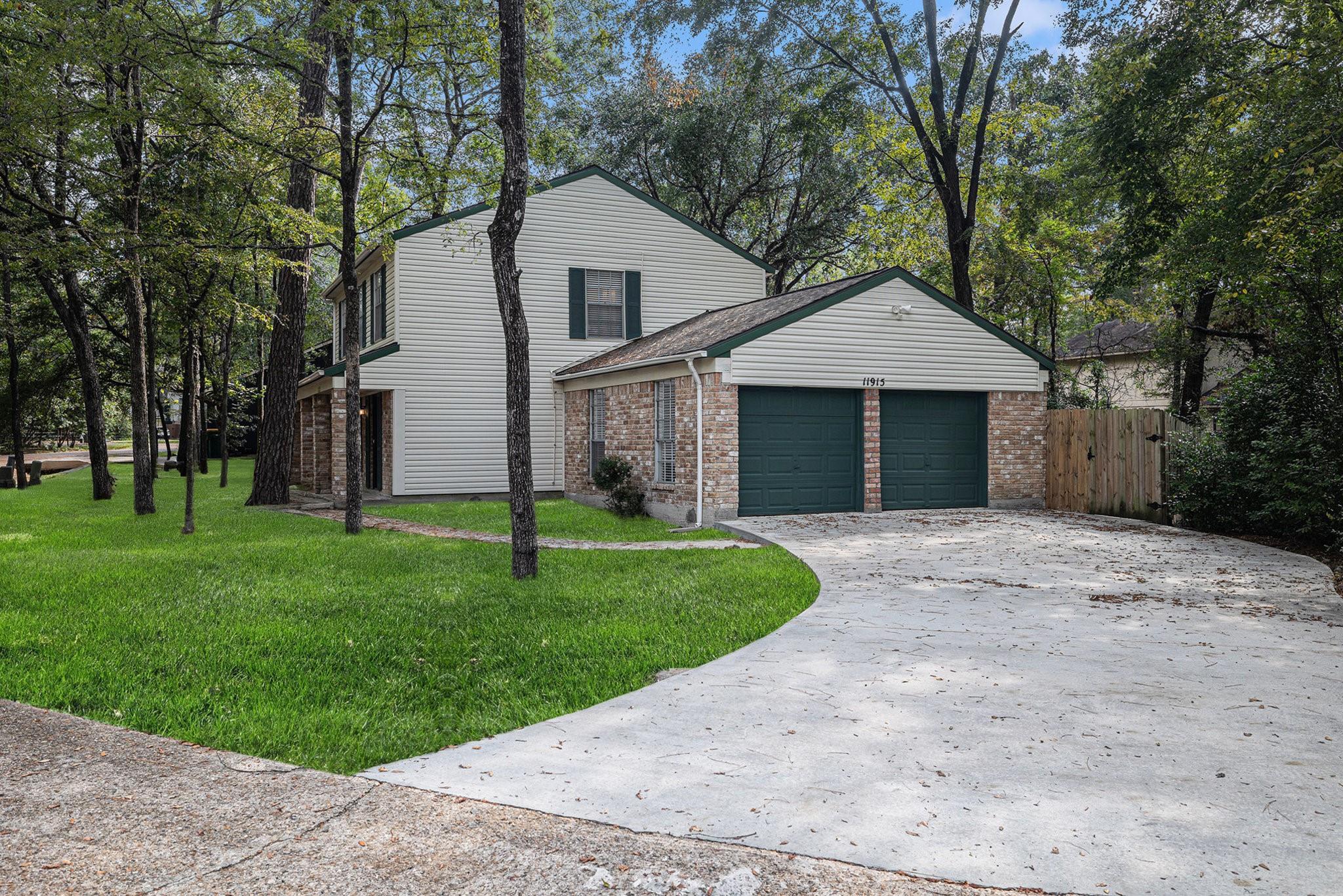 11915 S Red Cedar Circle