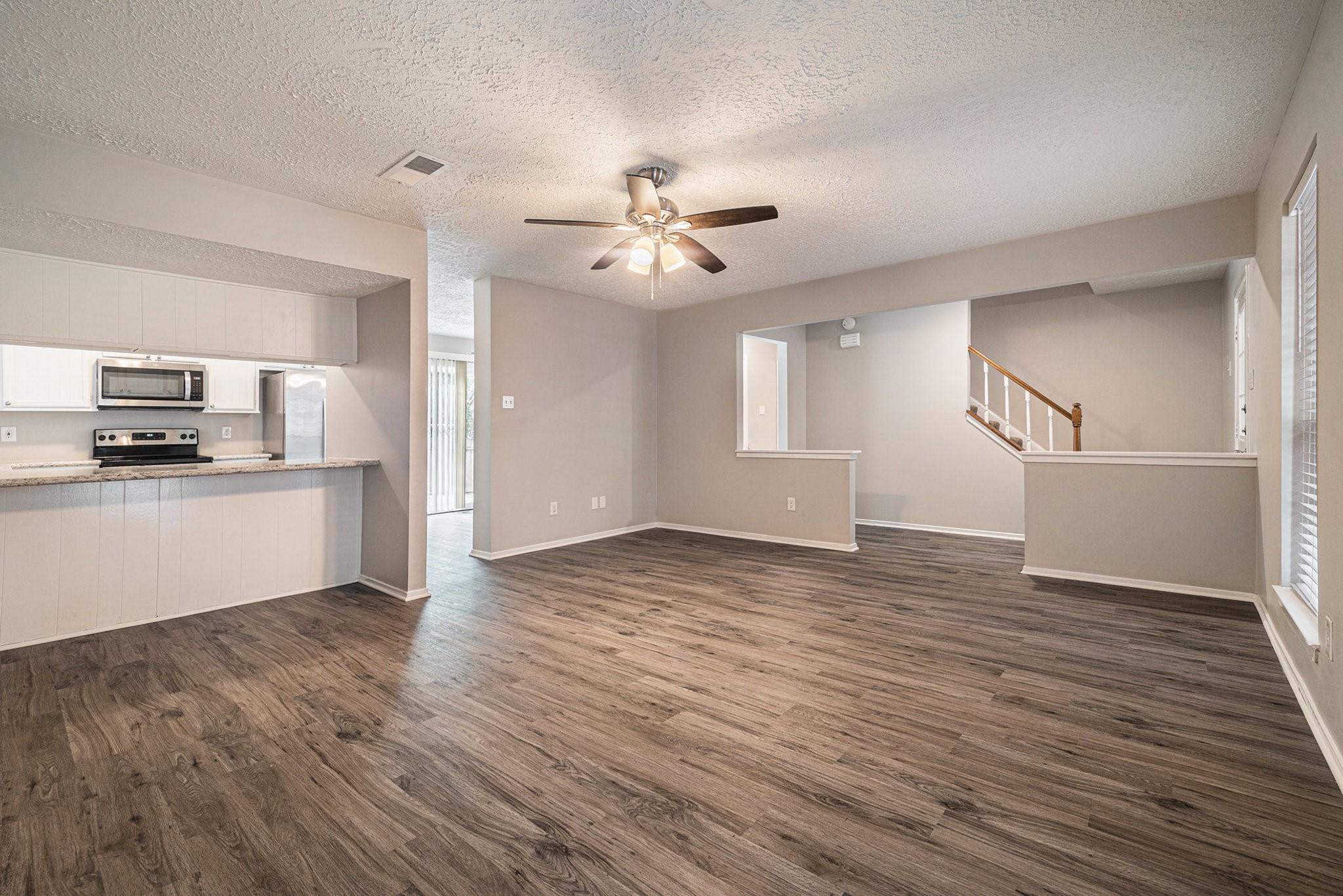 11915 S Red Cedar Circle