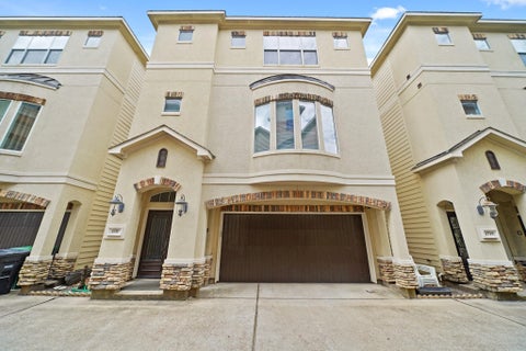 Photo of 1717 Francis Street, Houston, TX 77004 (MLS # 30603532)