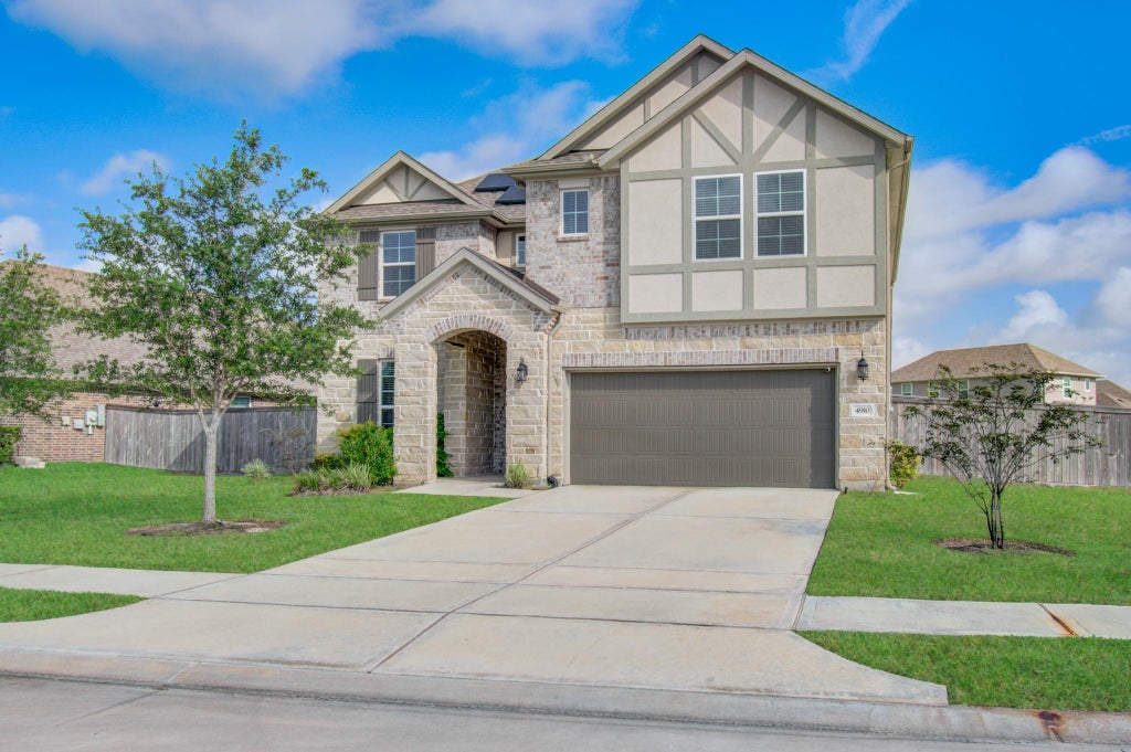 Photo of 4910 Magnolia Springs Drive, Pearland, TX 77584 (MLS # 36574770)