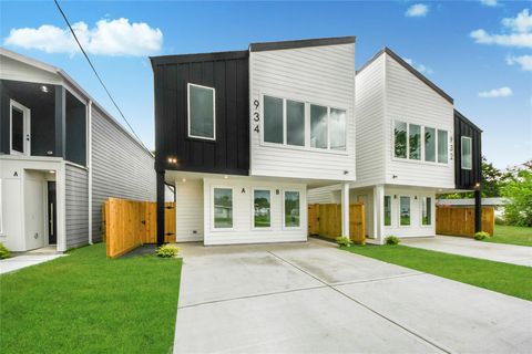 934 South Lane Unit A-B Houston TX 77088