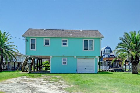 Photo of 16607 Bahama Way, Jamaica Beach, TX 77554 (MLS # 84870324)