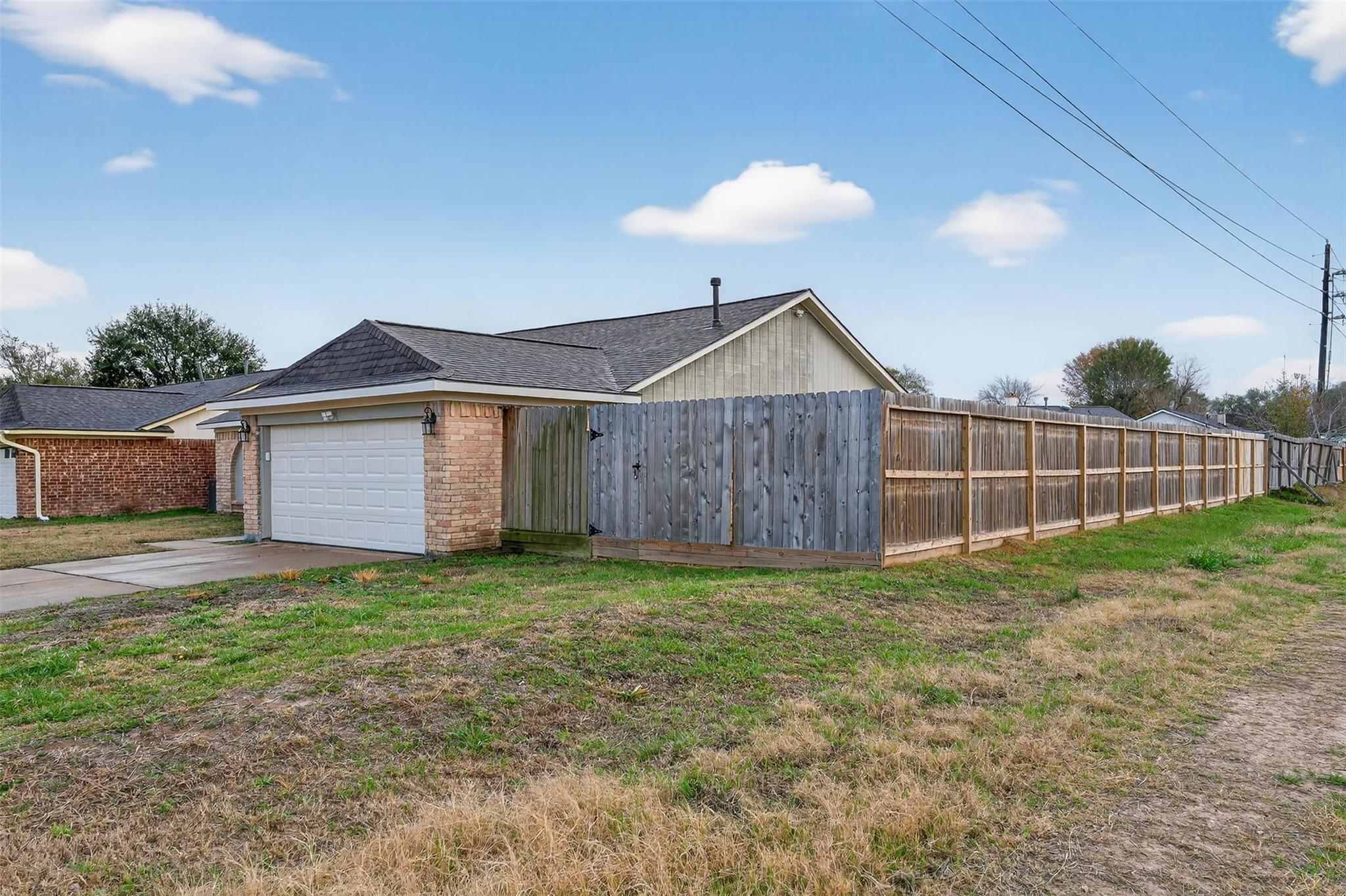 21147 Carmel Valley Drive